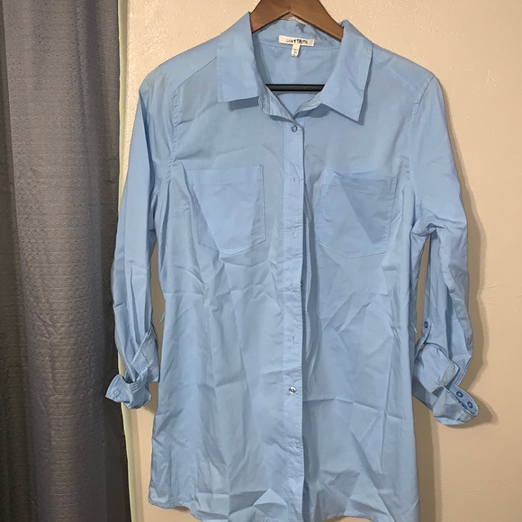 Live 4 Truth Tops - Live 4 Truth size L blue dress shirt.